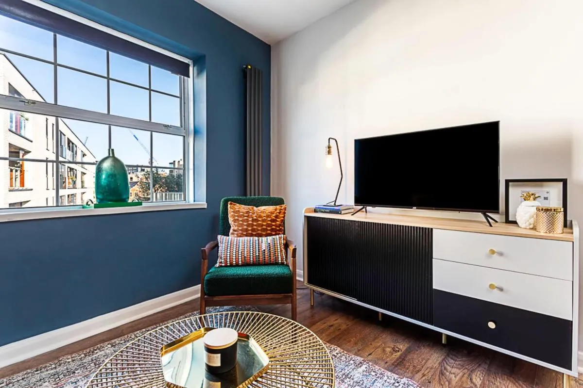 Image 6 of Cosy Spitalfields Hideaway