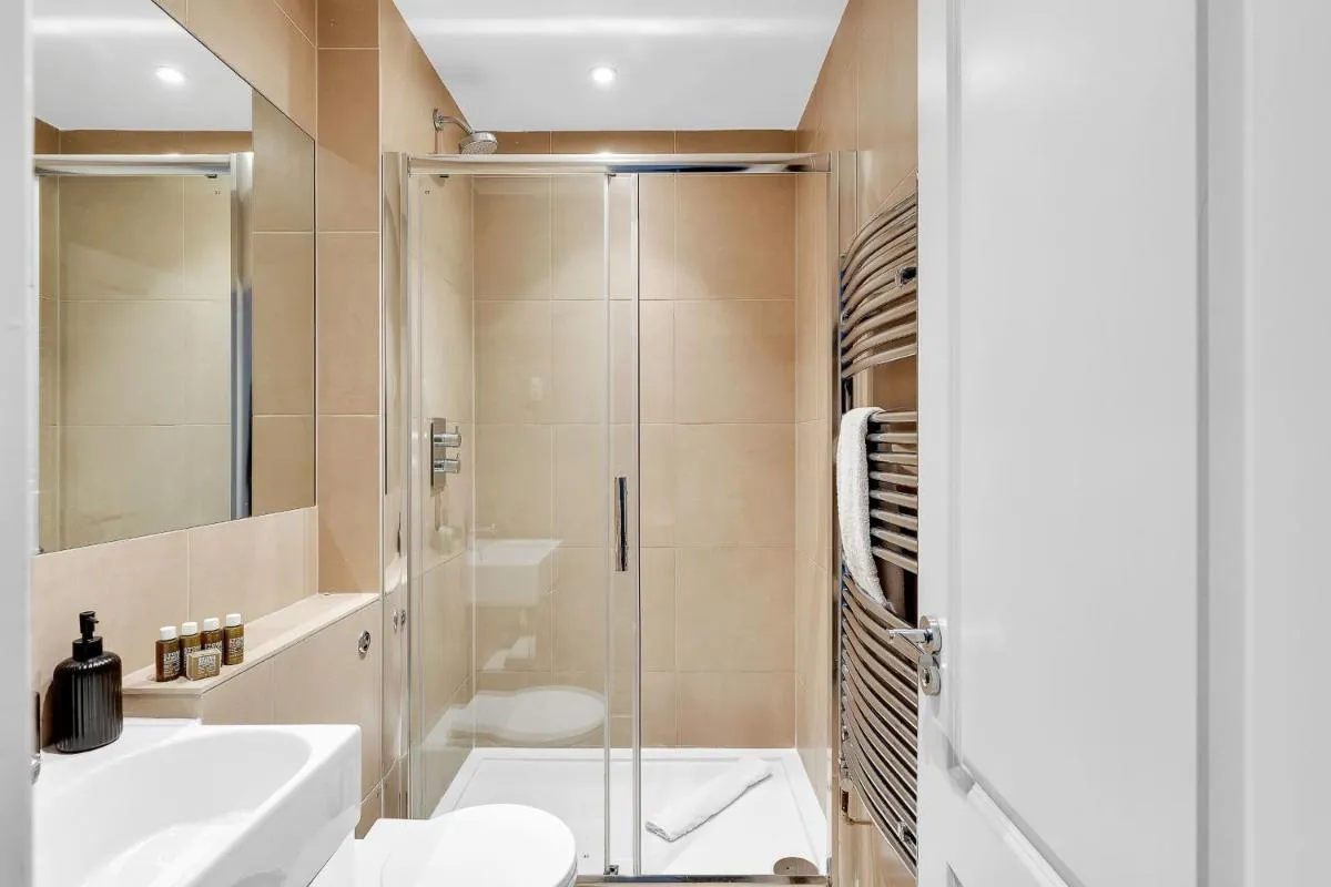 Image 1 of Cosy Urban Retreat