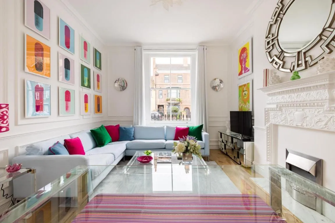 Image of Cosy and Stylish Chelsea 2 bedroom flat