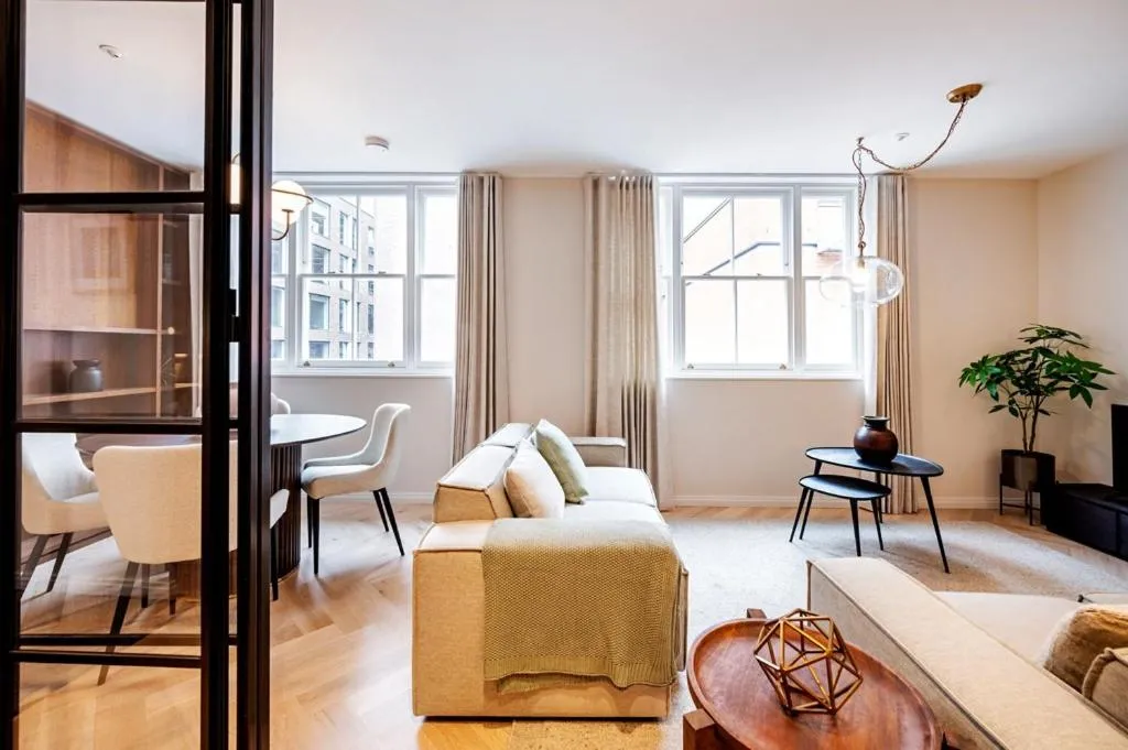 Image 1 of Covent Garden 2 bed 2 bath duplex