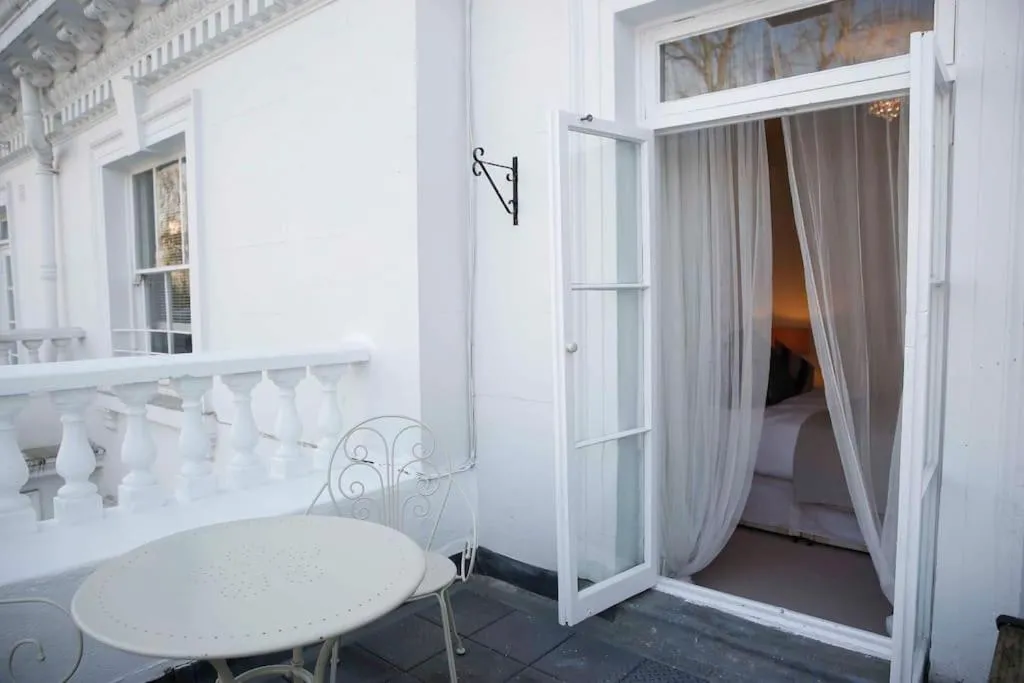 Image 5 of Cozy one bedroom apartment next to Paddington