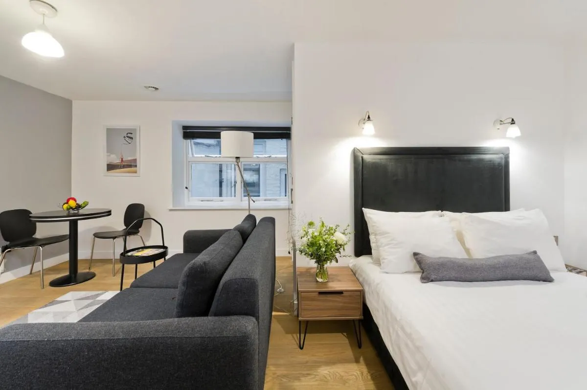 Image 1 of Crane Court by City2Stay