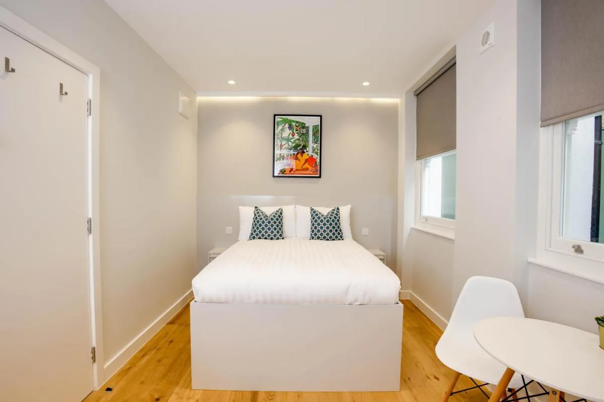 Image 6 of Cromwell Serviced Apartments by StayPrime
