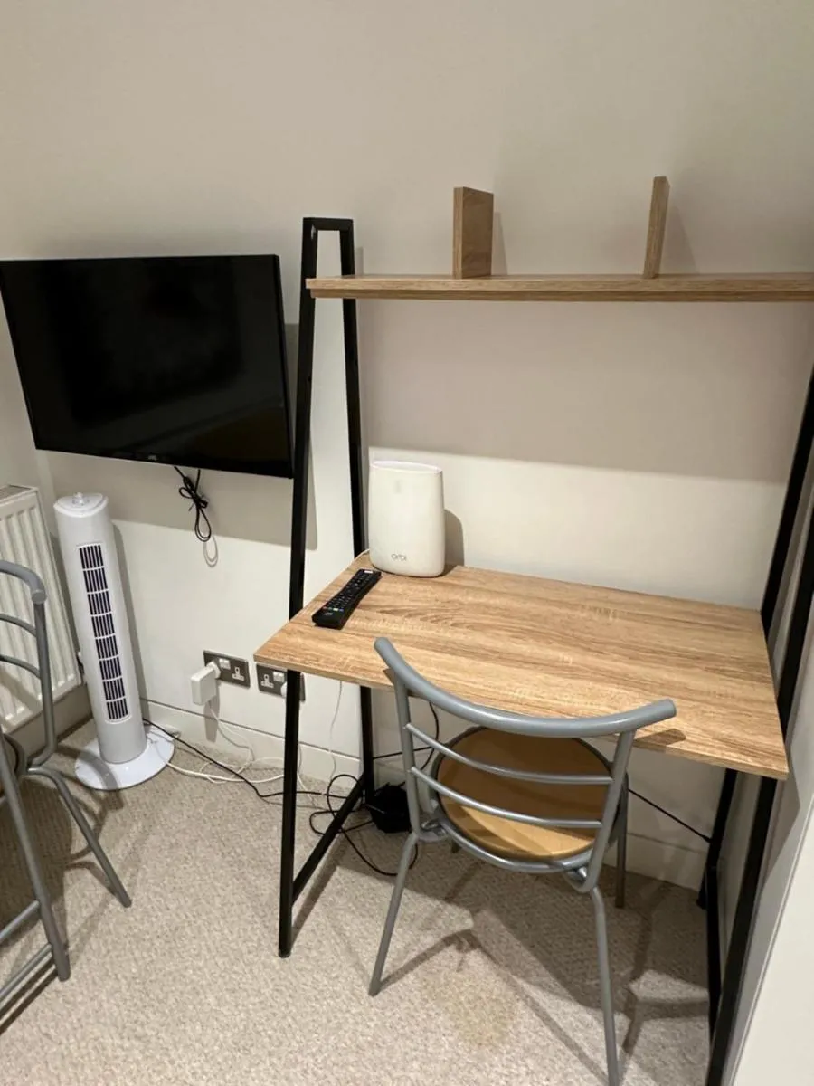 Image 2 of Cute and Comfy Studio in King’s Cross