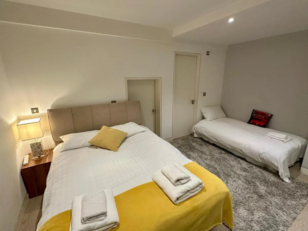 Image 6 of Cute and Comfy Studio in King’s Cross
