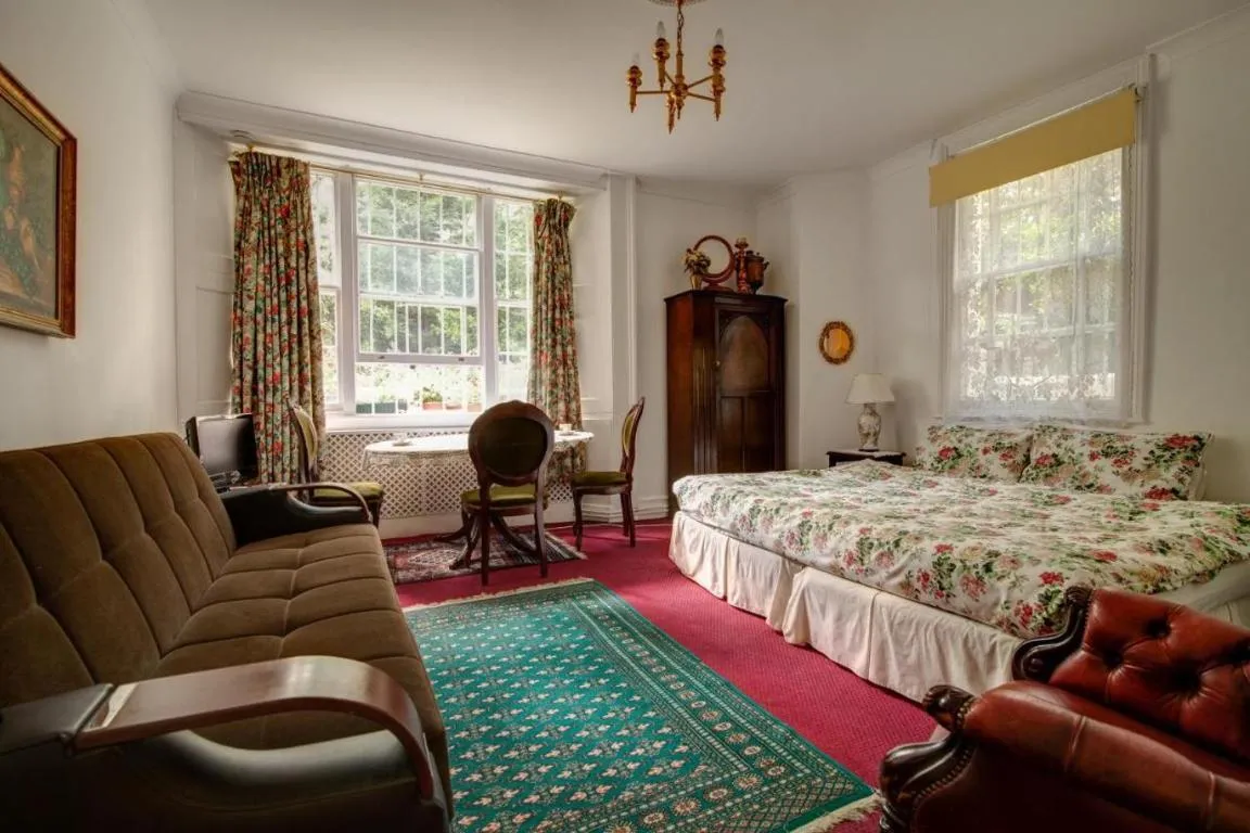 Image of Dawson Place, Juliette’s Bed and Breakfast