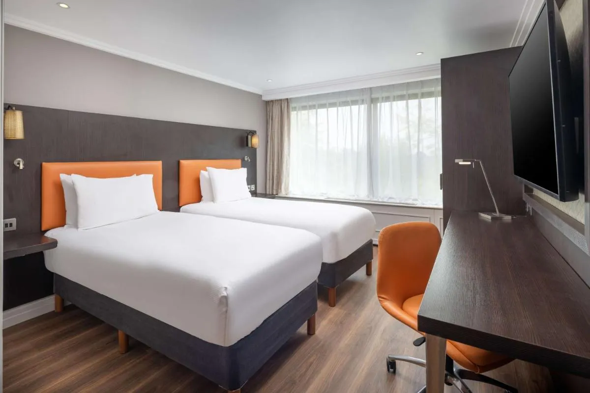 Image 2 of DoubleTree by Hilton London – Hyde Park