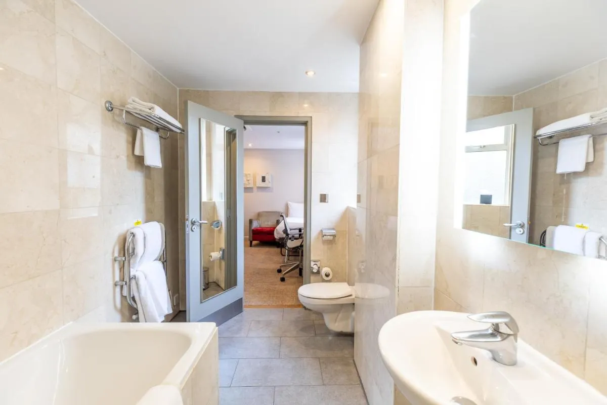 Image 6 of DoubleTree by Hilton London – West End