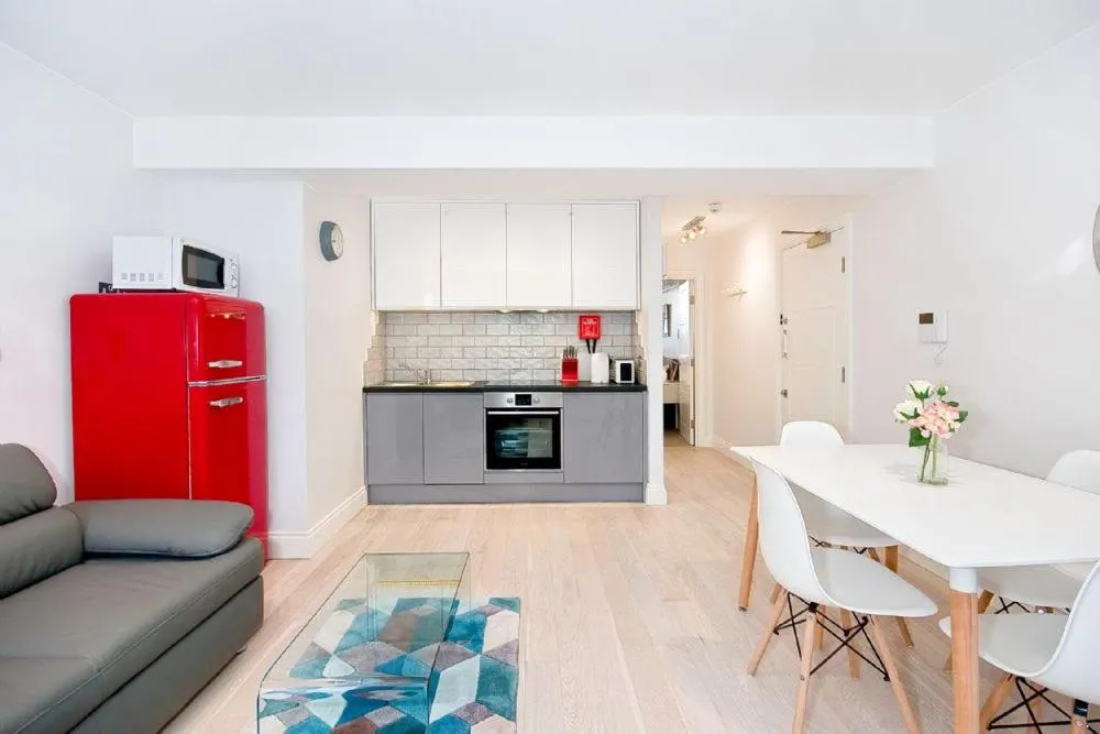 Image 3 of Eldon Chambers Flat 1 by City Living London