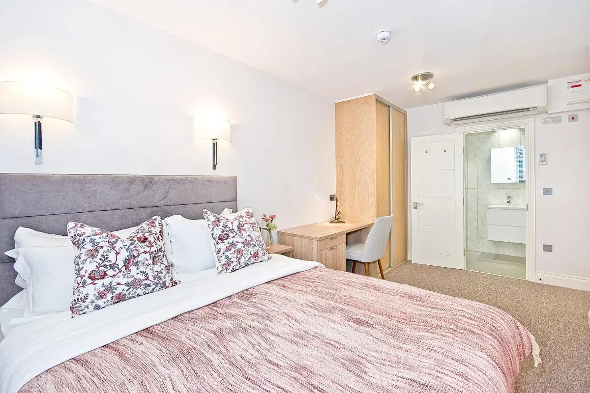 Image 1 of Eldon Chambers Pod 7 by City Living London