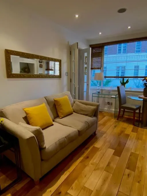 Image 6 of Elegant 1 Bedroom flat near Harrods