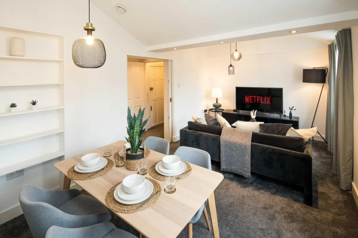 Image 4 of Elegant 3BR, 2BA Flat in Marylebone – Ideal Location Near Station & Attractions
