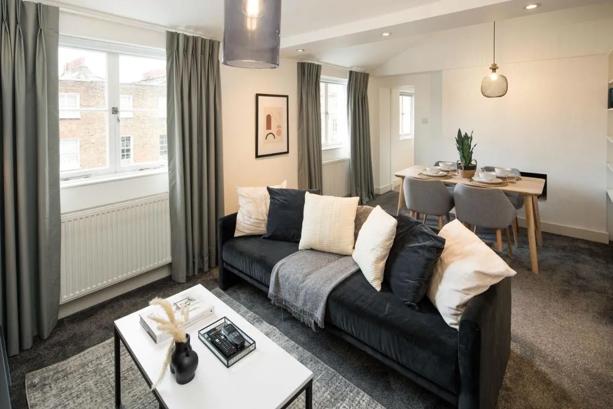 Image 1 of Elegant 3BR, 2BA Flat in Marylebone – Ideal Location Near Station & Attractions