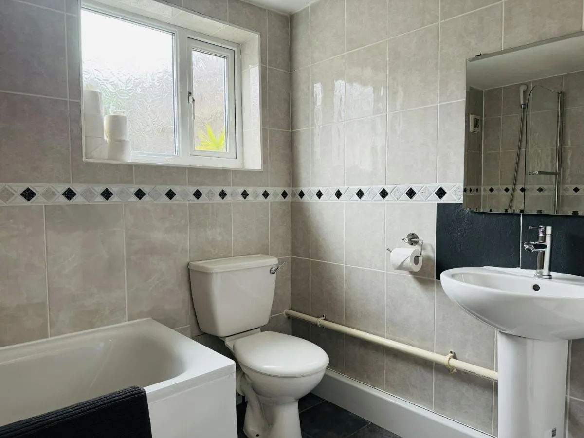 Image 6 of Falcon – 2 Bedroom Ground floor flat in Central London