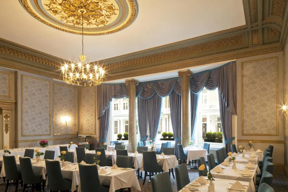 Image 3 of Gem Strathmore Hotel