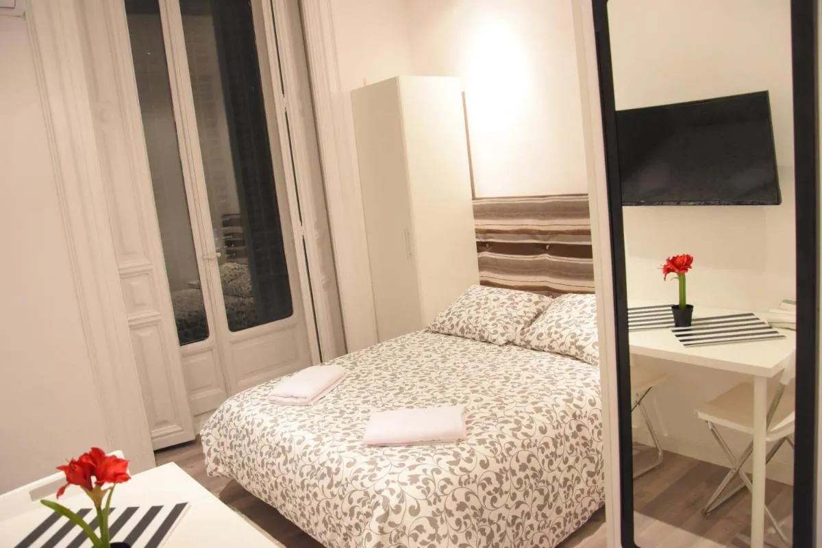 Image 2 of Gilbert accommodations