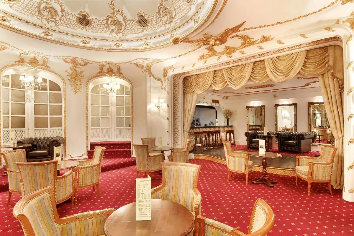 Image 3 of Grand Royale Hyde Park