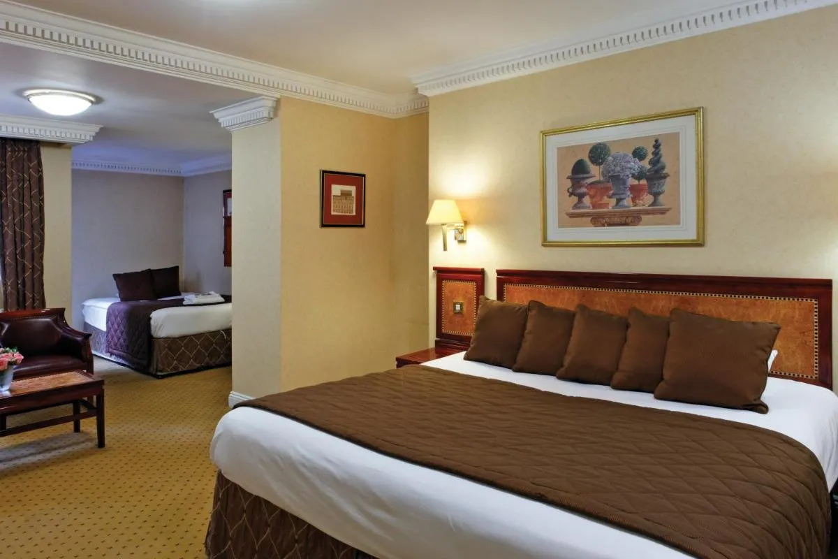Image 2 of Grange Clarendon Hotel