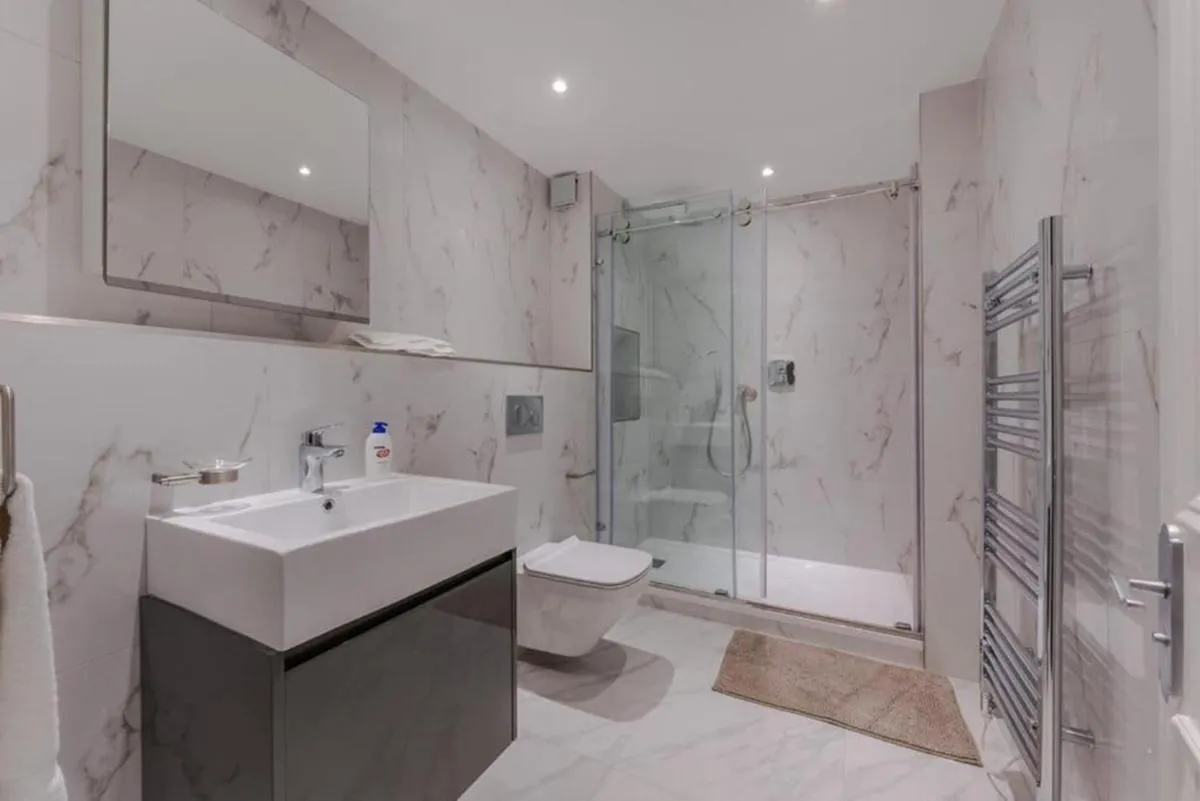 Image 5 of Harley Street Spectacular Suites with High Ceilings, High Luxury