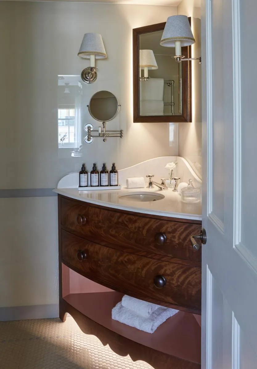 Image 3 of Henrys Townhouse Marylebone