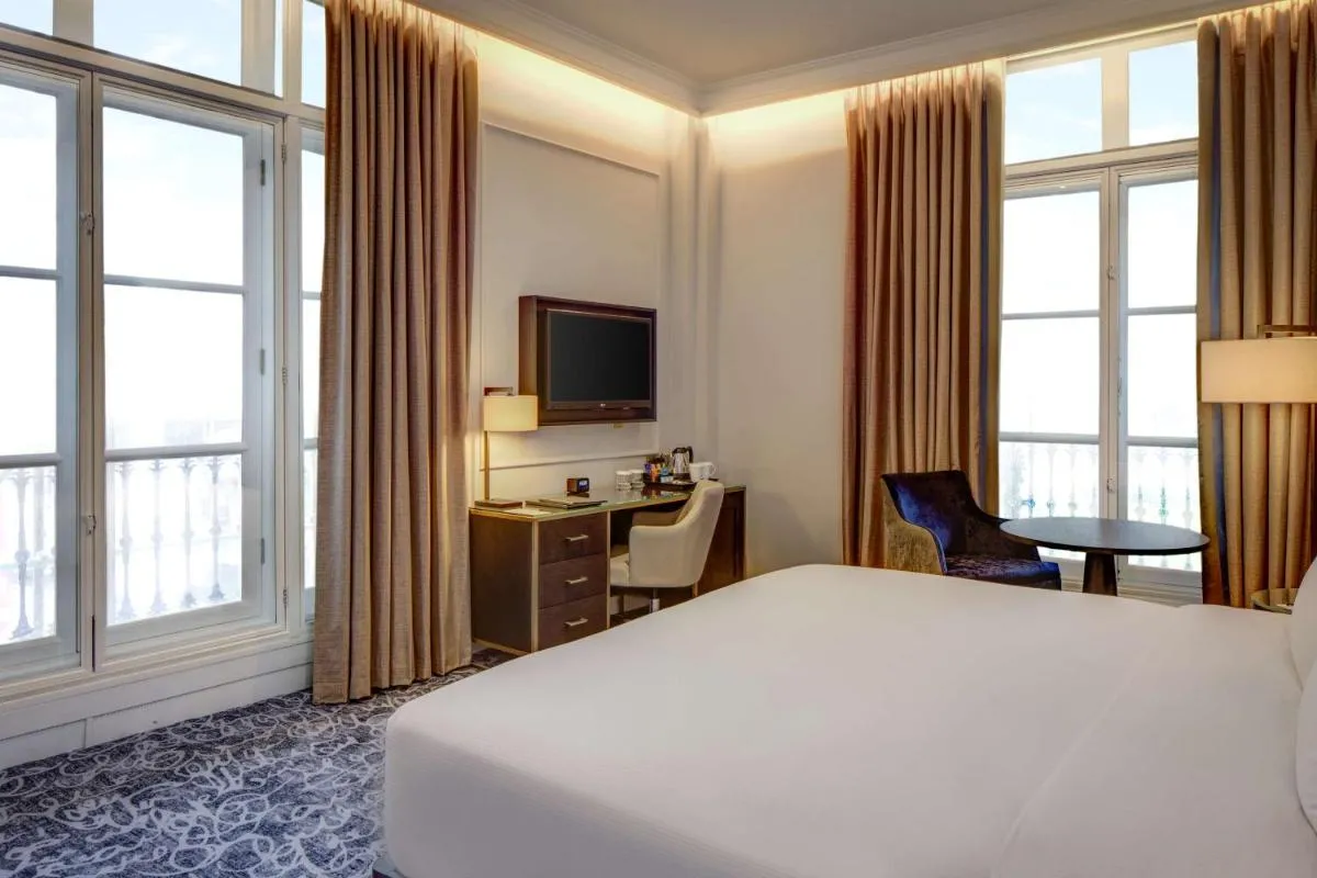 Image 3 of Hilton London Euston