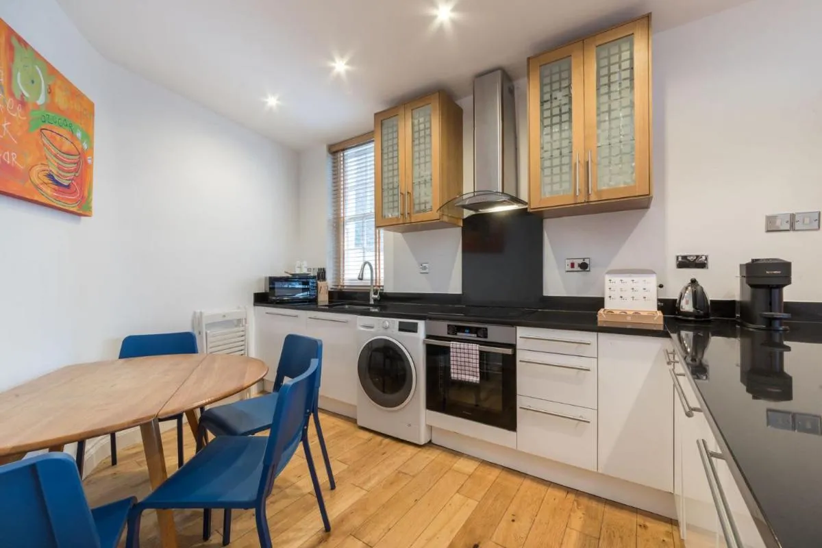 Image 3 of Home For All – Fitzrovia – by Frankie Says