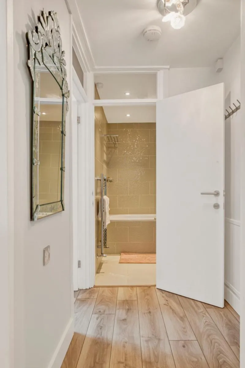 Image 3 of Homely 1Bed Apartment Vauxhall