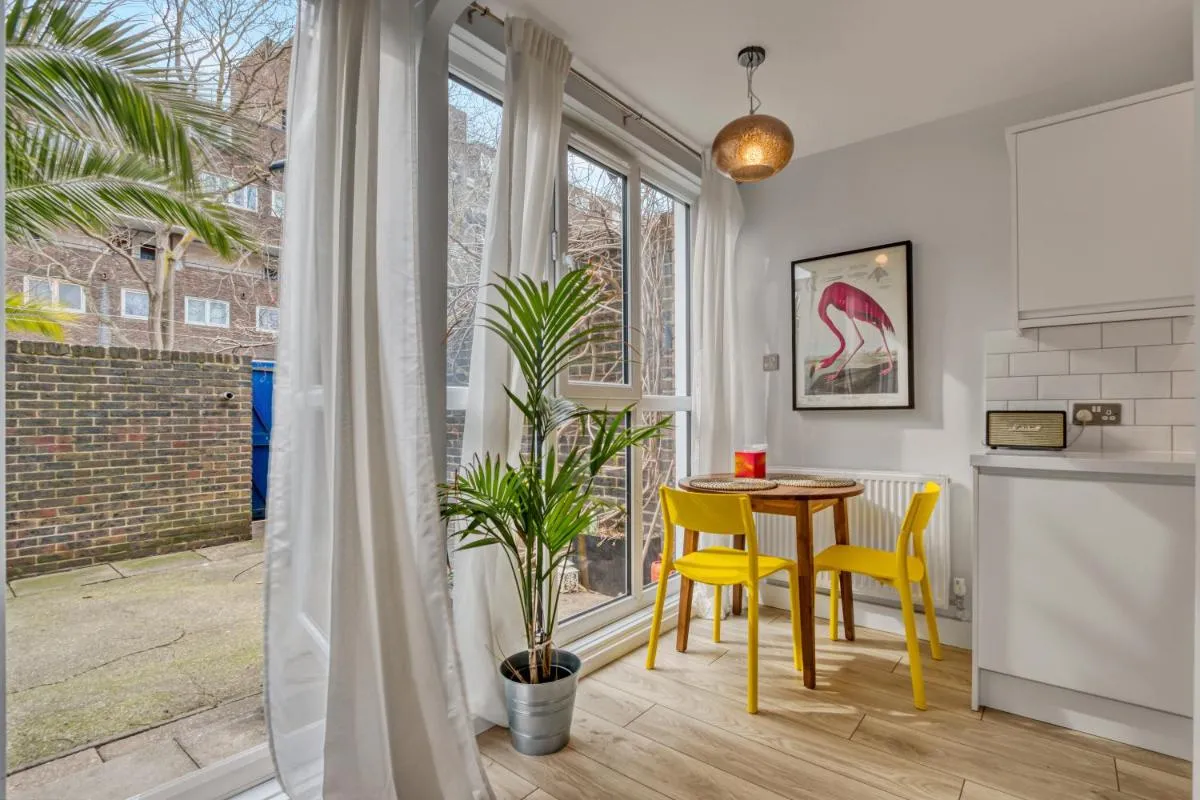 Image 2 of Homely 1Bed Apartment Vauxhall