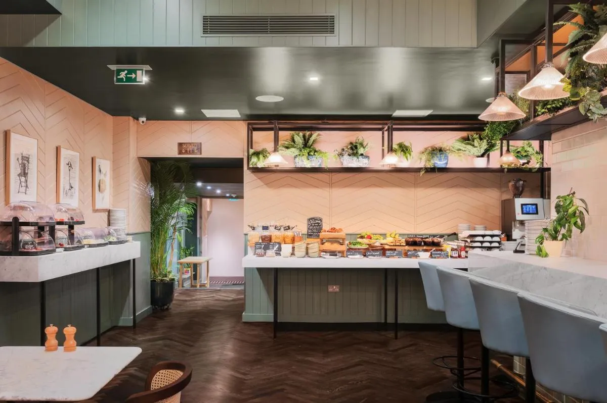 Image 3 of Hotel Indigo London – Kensington, an IHG Hotel