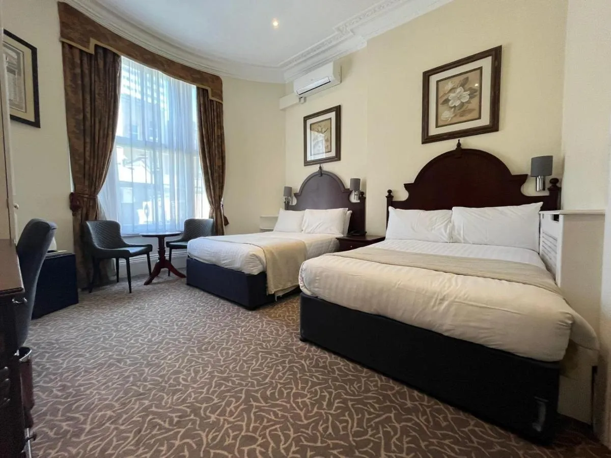 Image 4 of Hotel La Place