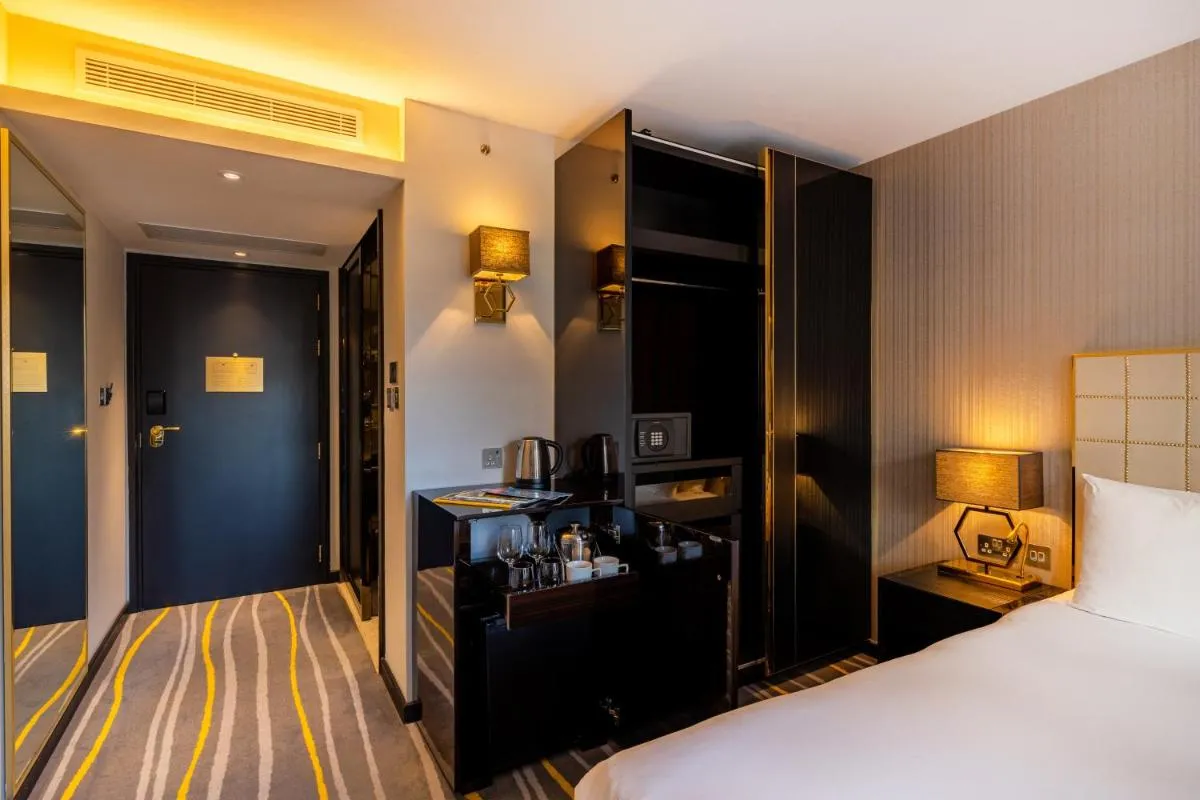 Image 6 of Hotel Saint London