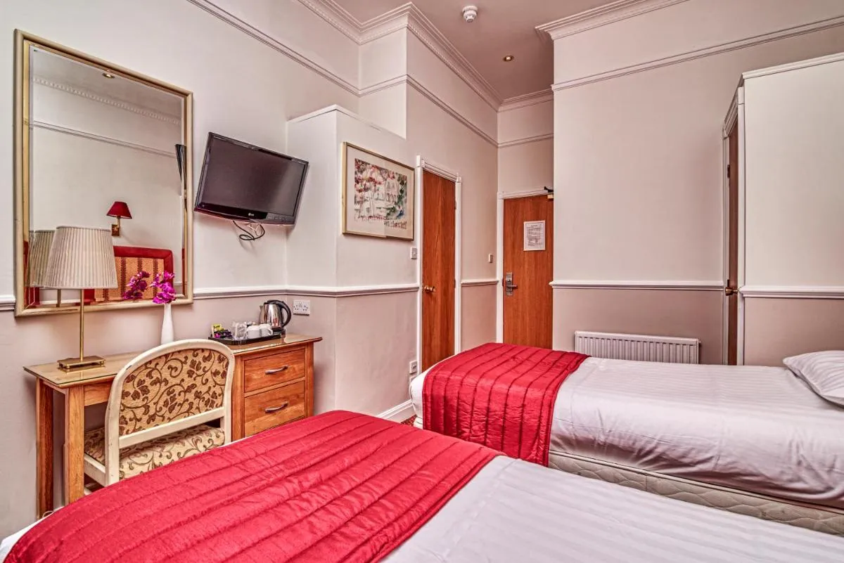 Image 1 of Hyde Park Radnor Hotel B&B