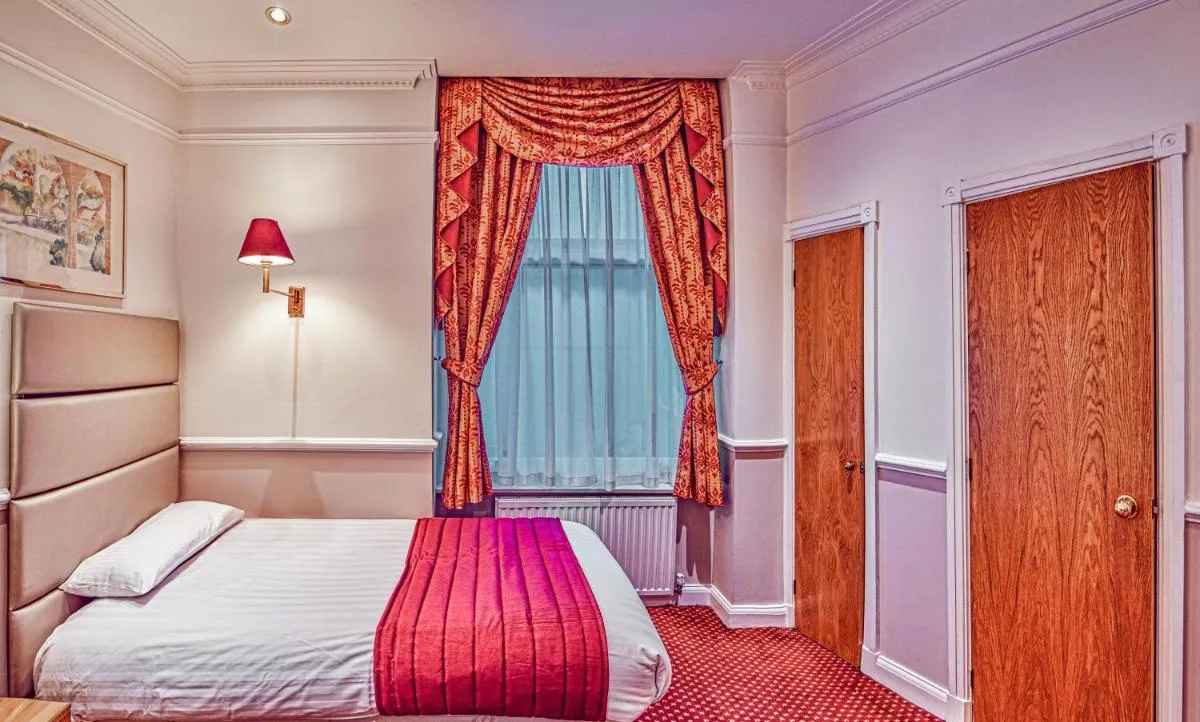 Image 5 of Hyde Park Radnor Hotel B&B