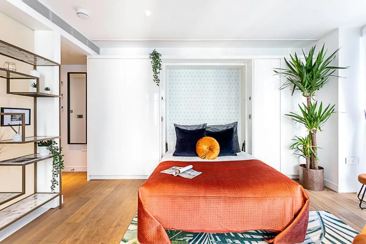 Image 1 of Idyllic Covent Garden Flat