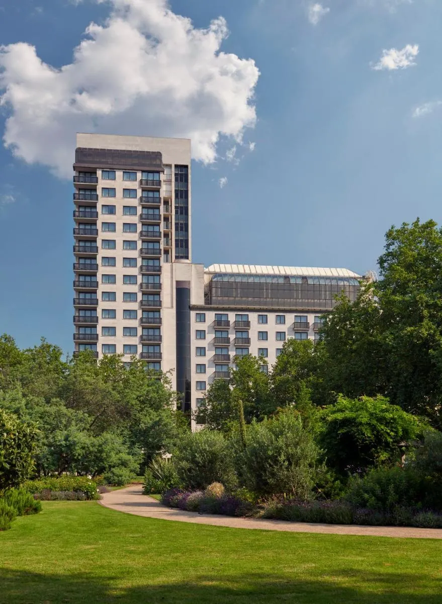 Image 5 of Jumeirah Carlton Tower London