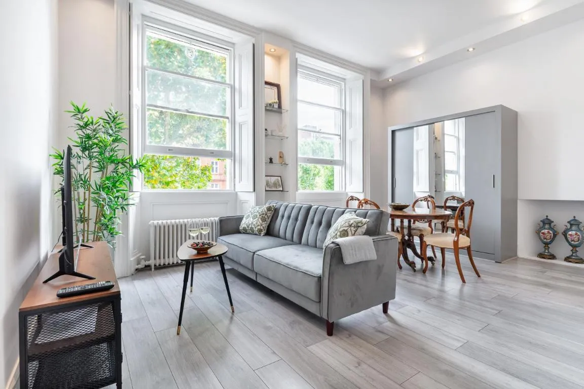 Image of Kensington 1bd apt seconds from Museums