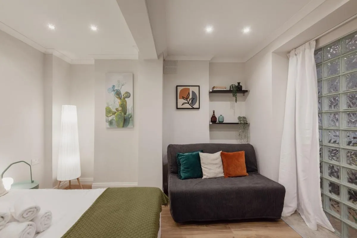 Image 5 of Kensington Nest Flat
