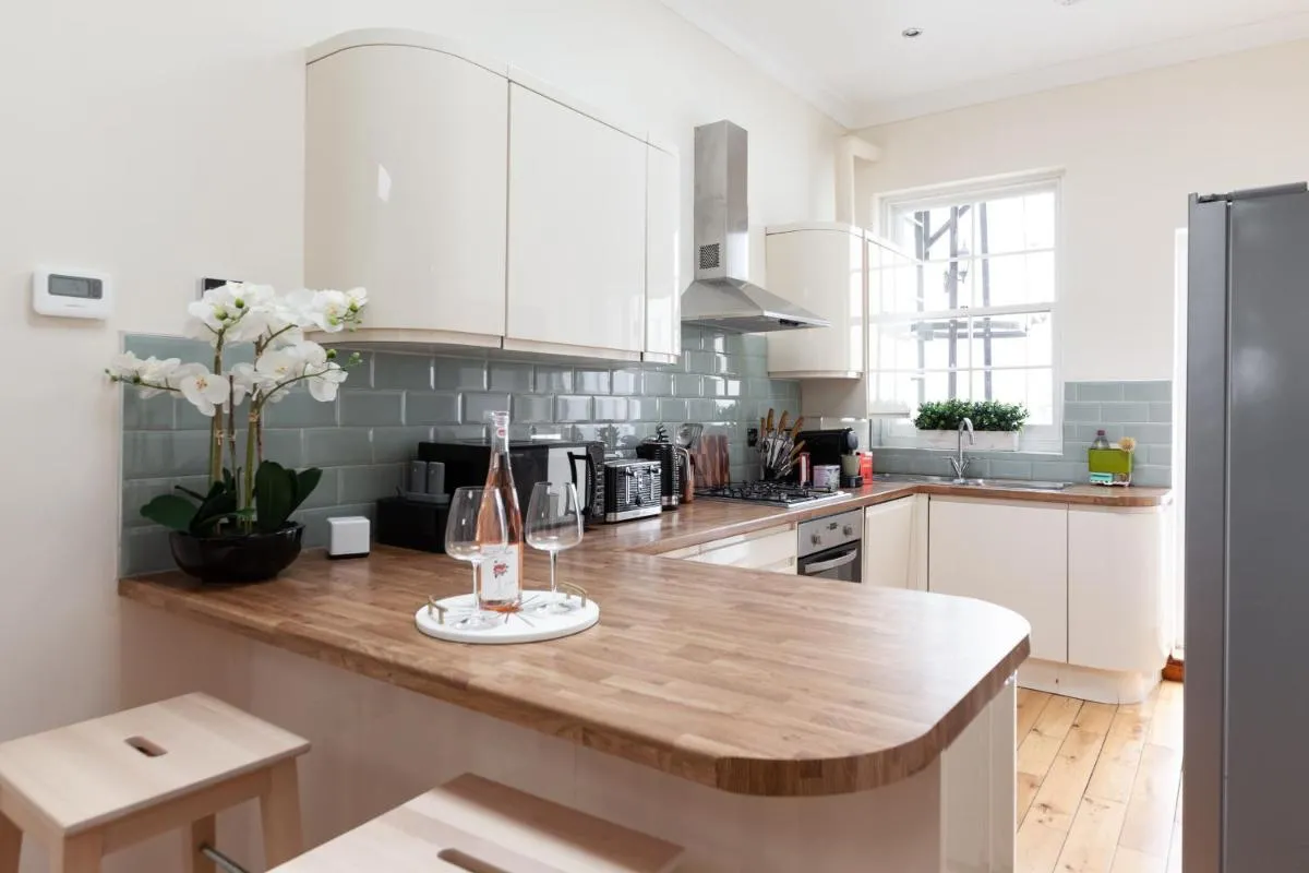 Image 3 of Kensington Nest Serviced House