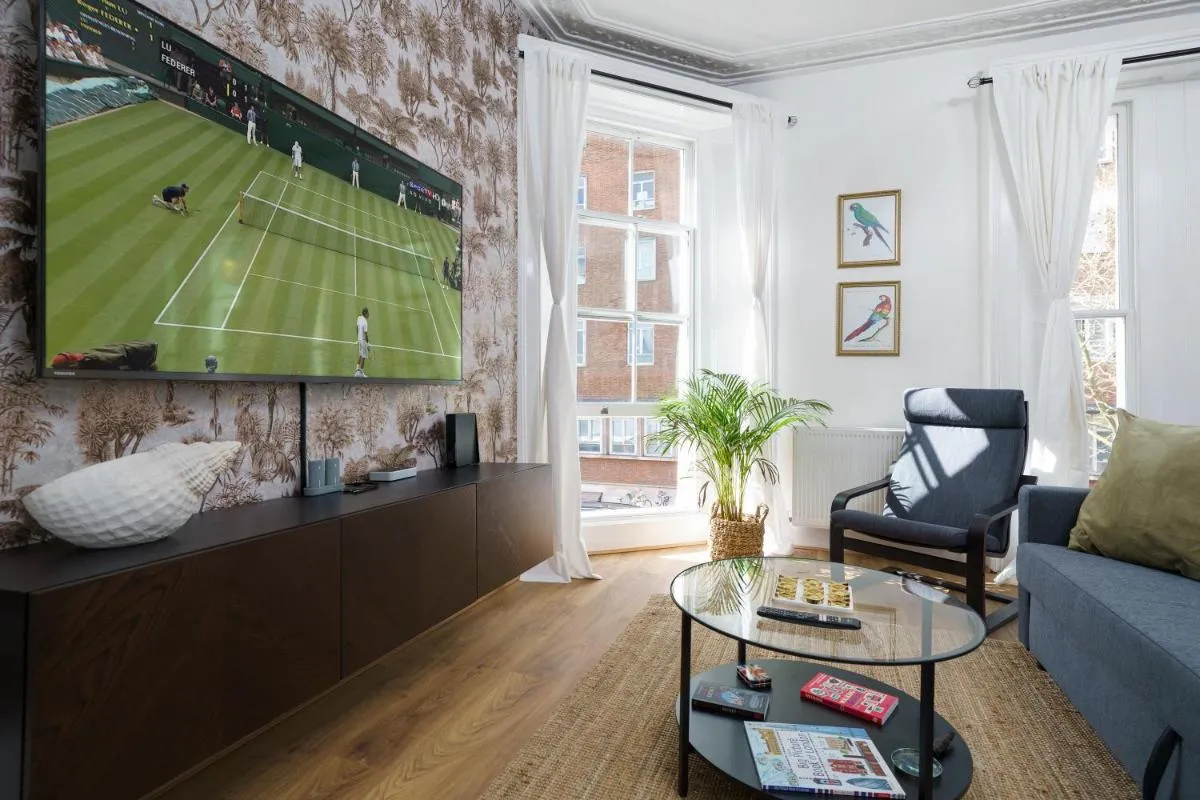 Image 4 of Kensington Nest Serviced Town House