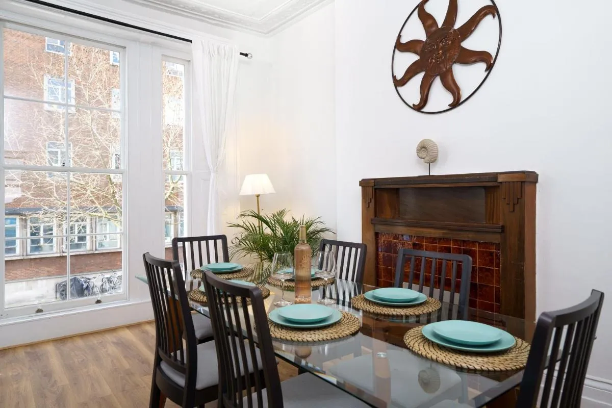Image 3 of Kensington Nest Serviced Town House