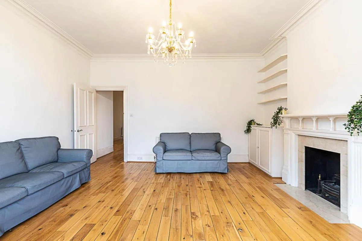 Image 2 of Kensington Tranquility Elegant Two-Bed Retreat