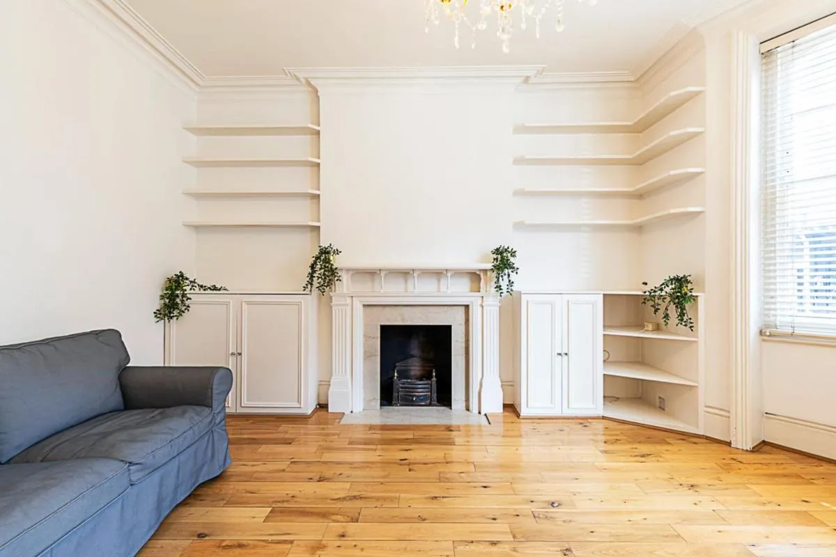 Image 3 of Kensington Tranquility Elegant Two-Bed Retreat