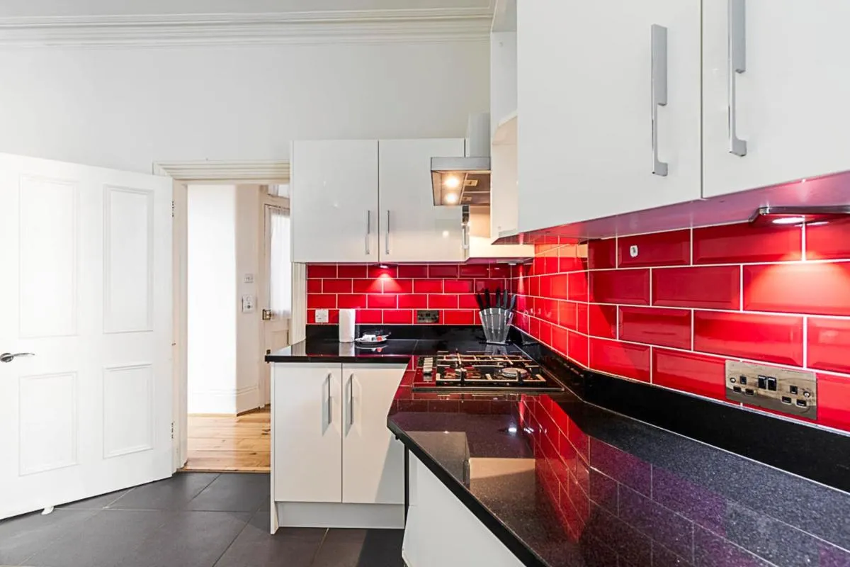Image 5 of Kensington Tranquility Elegant Two-Bed Retreat