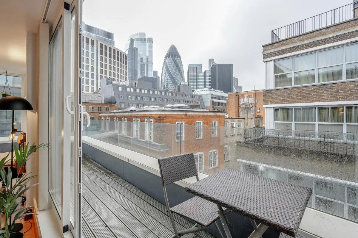 Image 4 of Kula London – Tower Hill