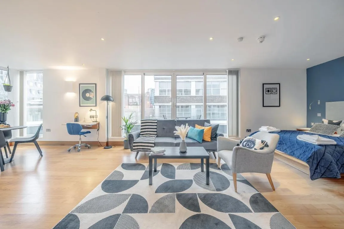 Image of Kula London – Tower Hill