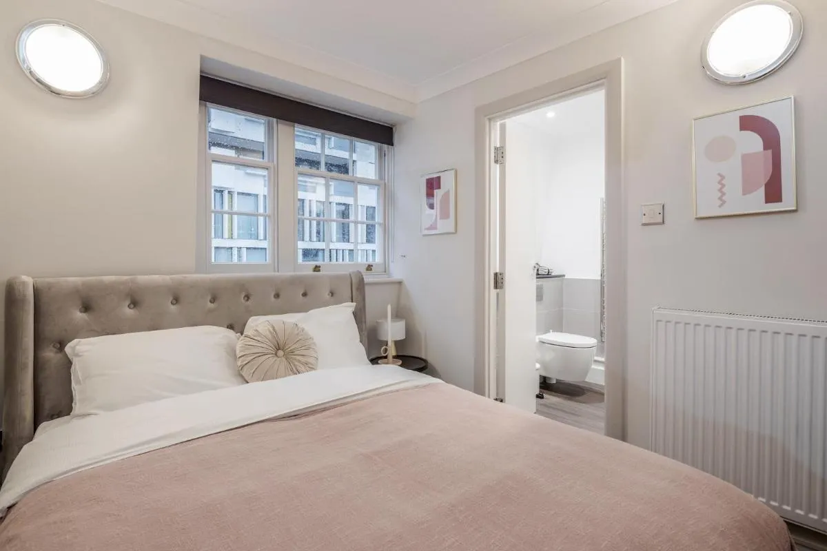 Image 5 of Kula London – Victoria