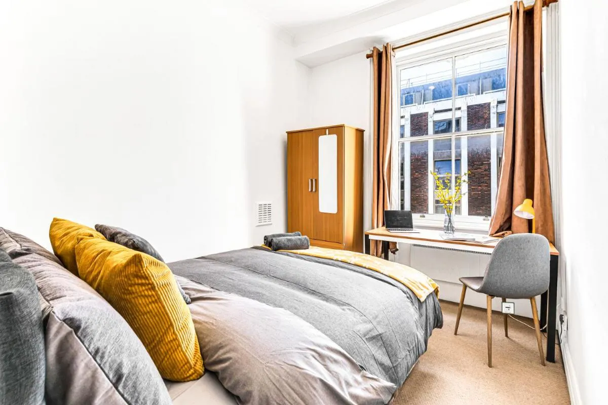 Image 6 of LUXstay2 Earls Court Apartment – Sleeps up to 8