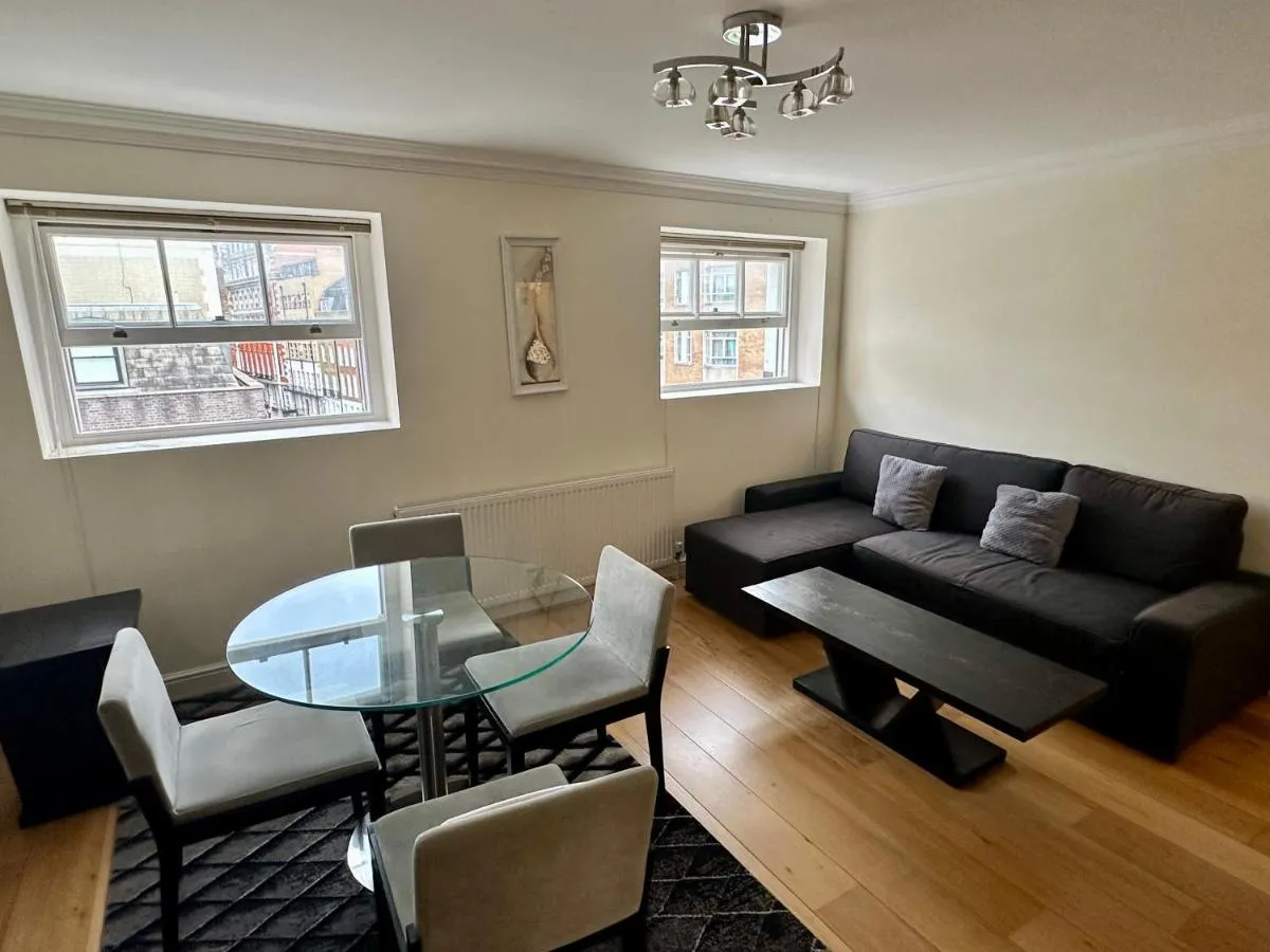 Image 3 of LX Russell Square Apartments