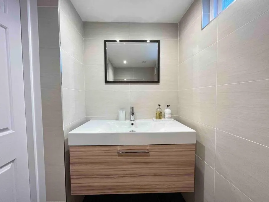 Image 6 of La Belle Etage by Harrods Airconditioning
