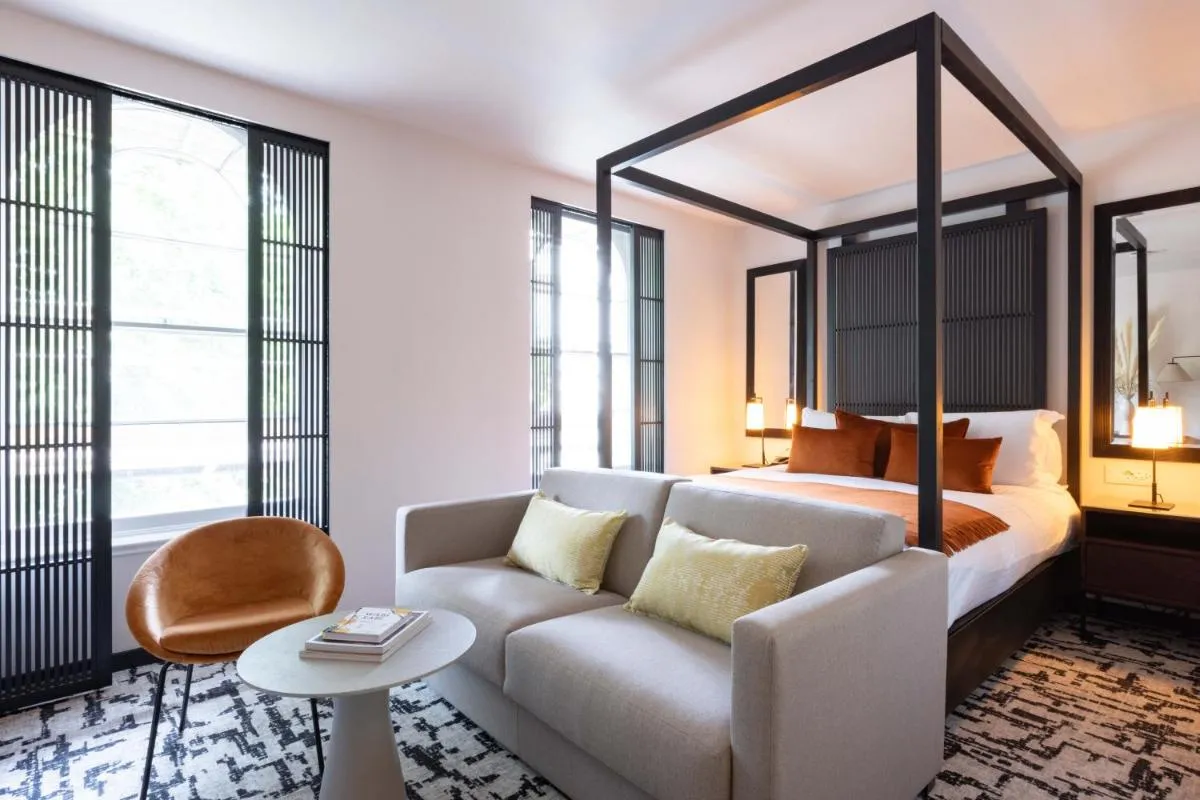 Image 1 of La Suite West – Hyde Park
